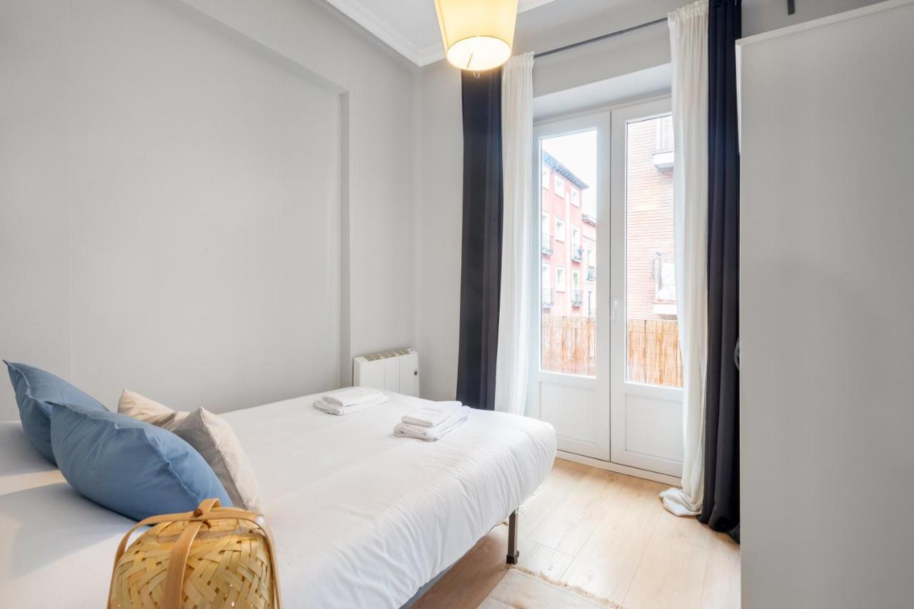 2 Bedrooms 1 Bathroom Furnished - Lavapies - Modern - Mintystay Madrid Extérieur photo